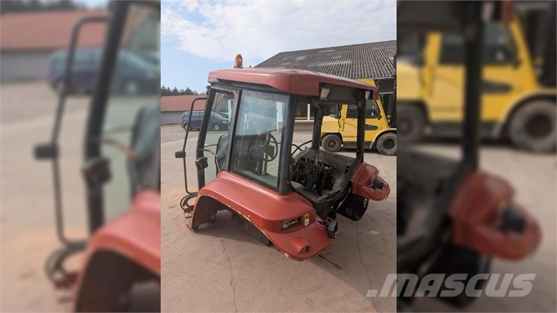 New Holland G240 Příslušenství a náhradní díly ke kombajnům