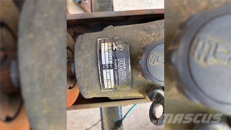 Rovatti Volvo motor  K80/2 Pumpe m. motor Andet tilbehør
