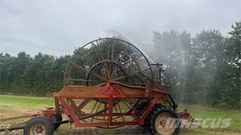 Smedemesteren FJ FJ 750 - 125/650m 125mm pl 125x6 Sistemas de riego