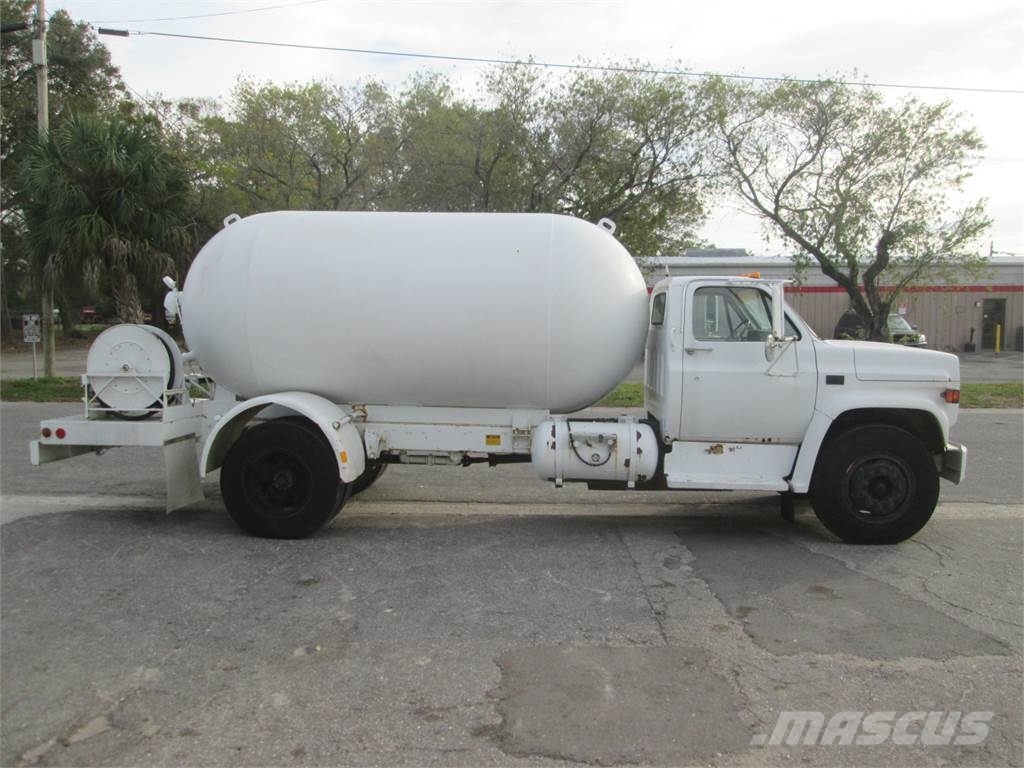 Chevrolet C70 Tankwagen