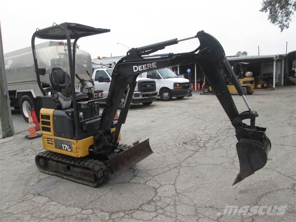 John Deere 17G Mini rýpadla < 7t