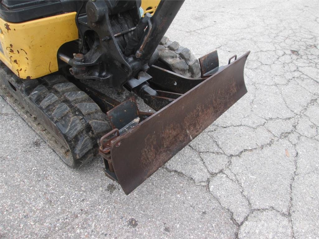John Deere 17G Mini rýpadla < 7t