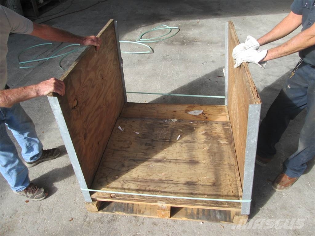  Shipping or Storage containers, boxes, wood crates Storage containers