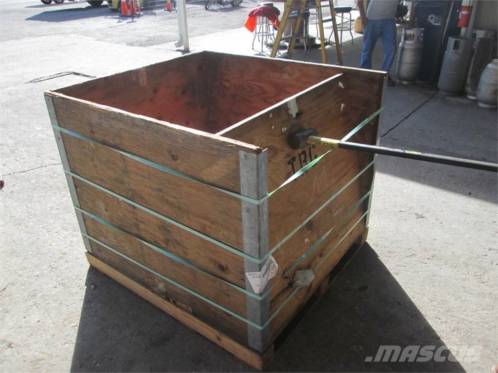  Shipping or Storage containers, boxes, wood crates Storage containers