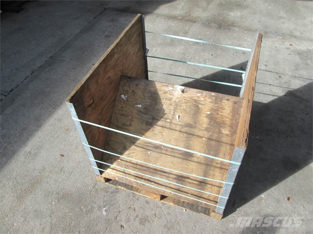  Shipping or Storage containers, boxes, wood crates Storage containers