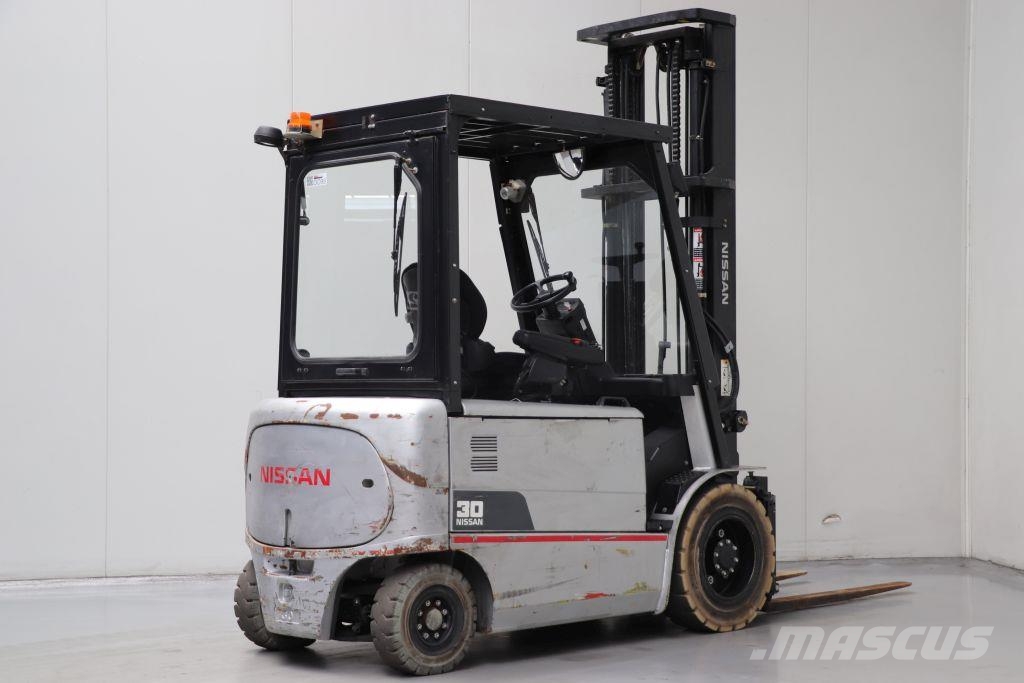 CAT EP30K-PAC Electric forklifts