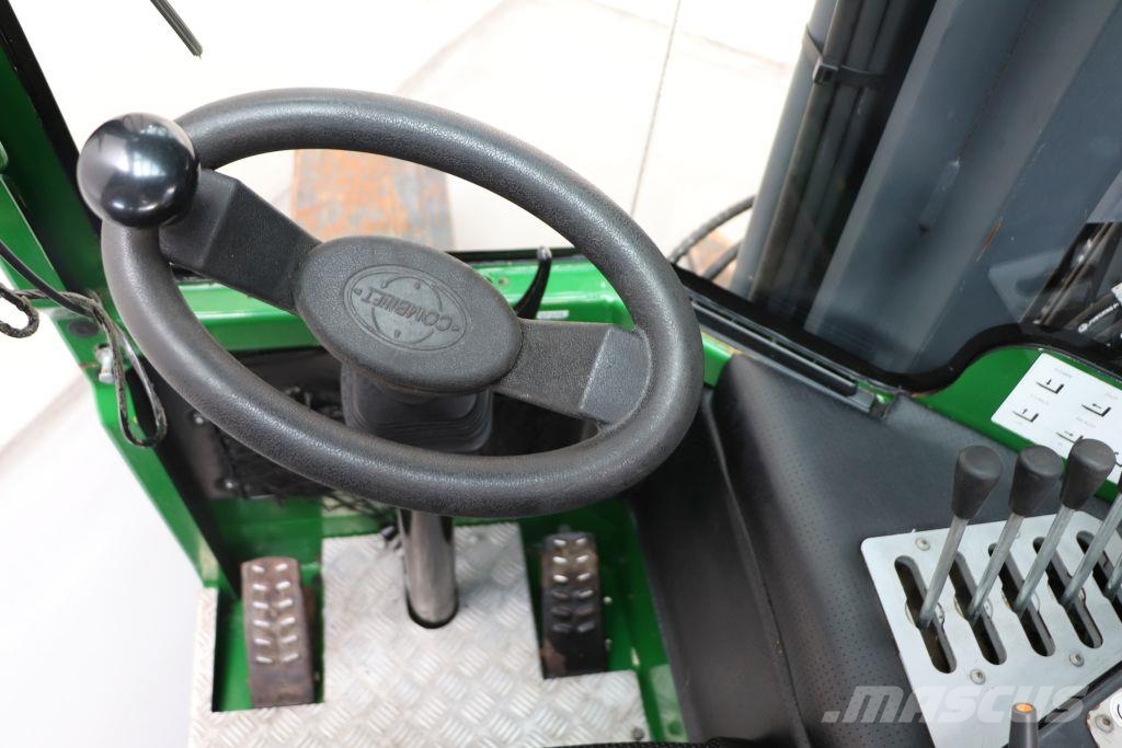 Combilift C4000 侧卸式铲车