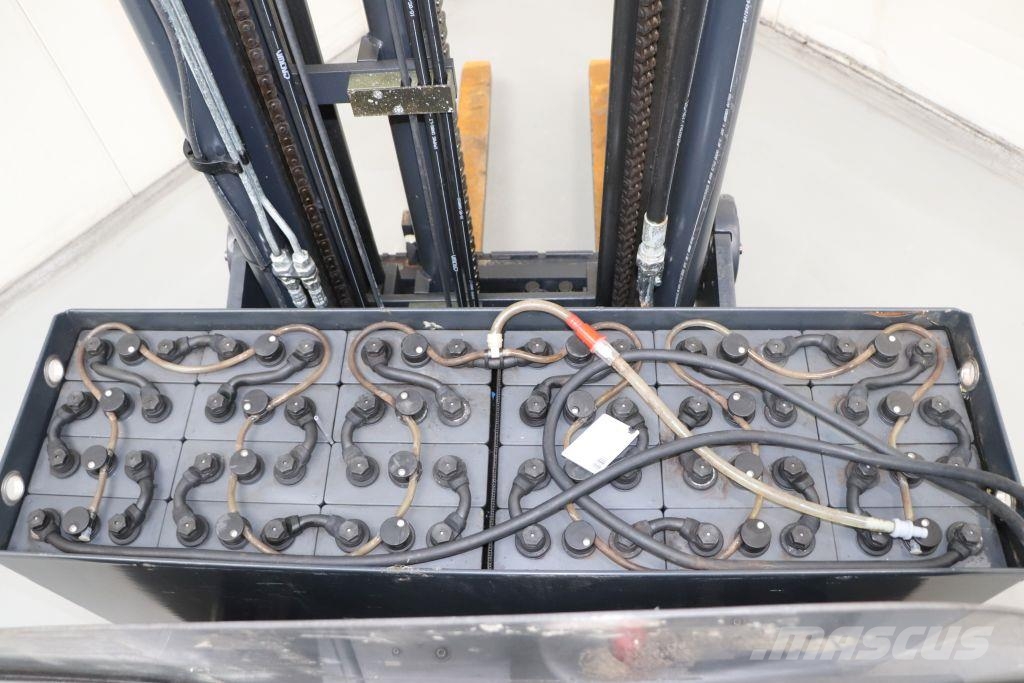 Crown ESR5240-14 Ричтраки