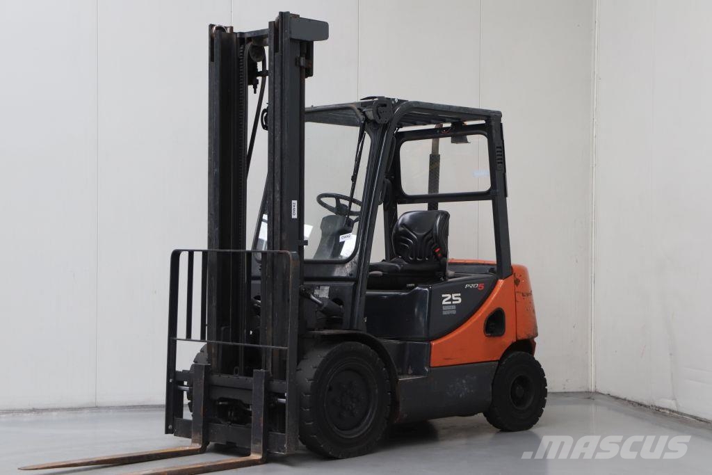 Doosan D25S-5 Dyzeliniai krautuvai