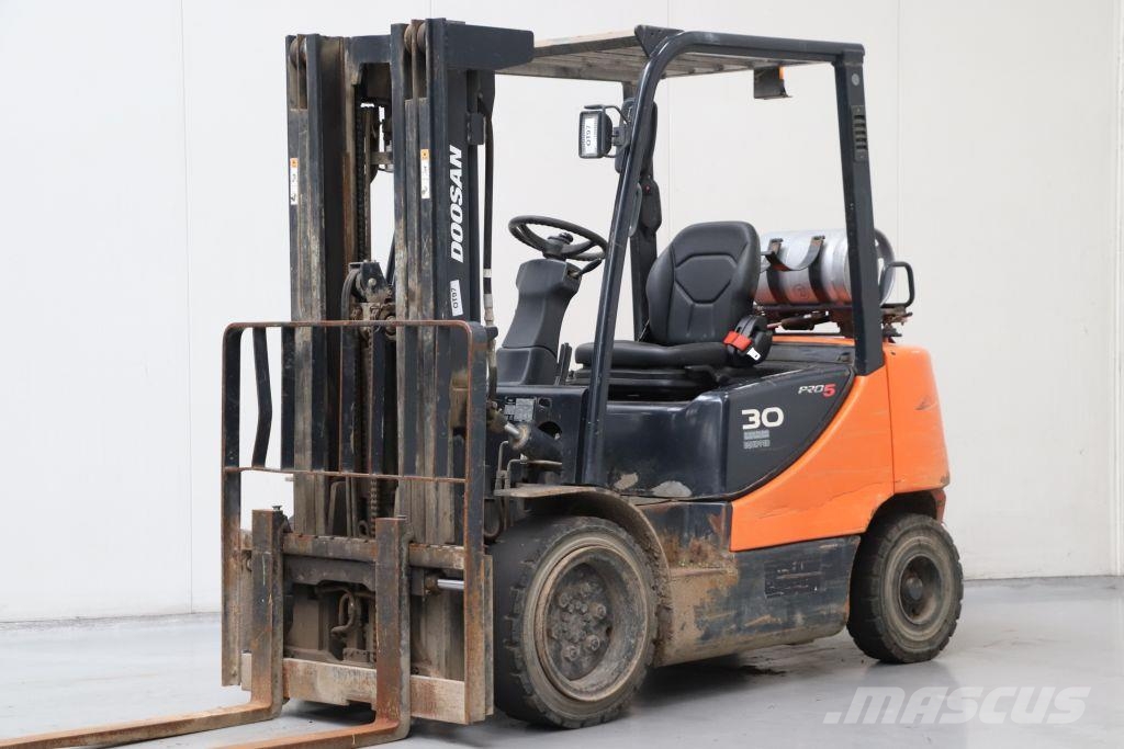 Doosan G30E-5 Plinski viličarji