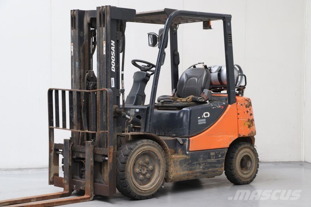 Doosan G30E-5 Plinski viličarji