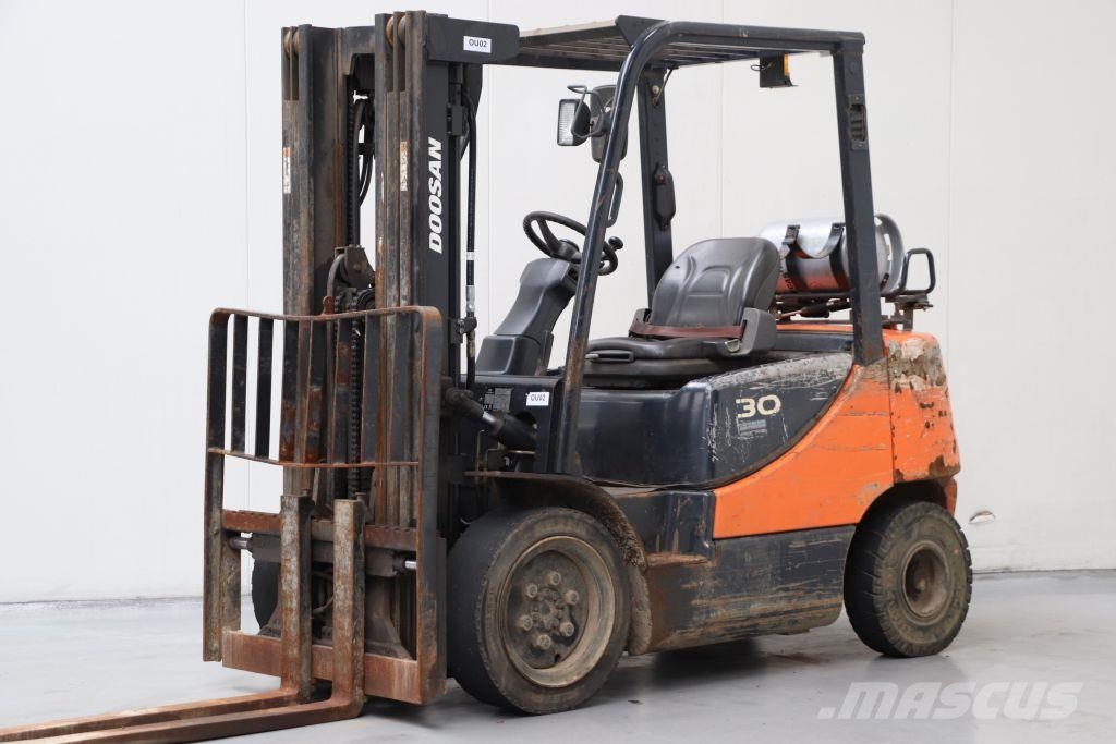 Doosan G30E-5 Plinski viličarji