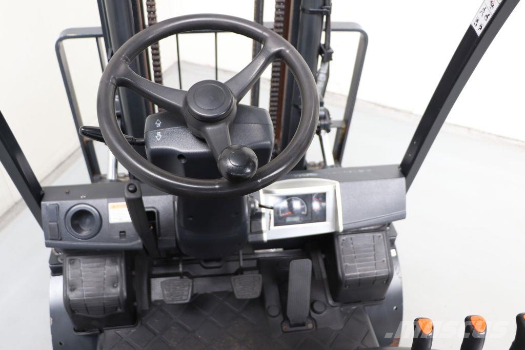 Doosan G30P-7 LPG forklifts