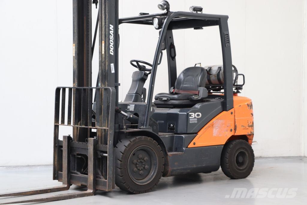 Doosan G30P-7 LPG heftrucks