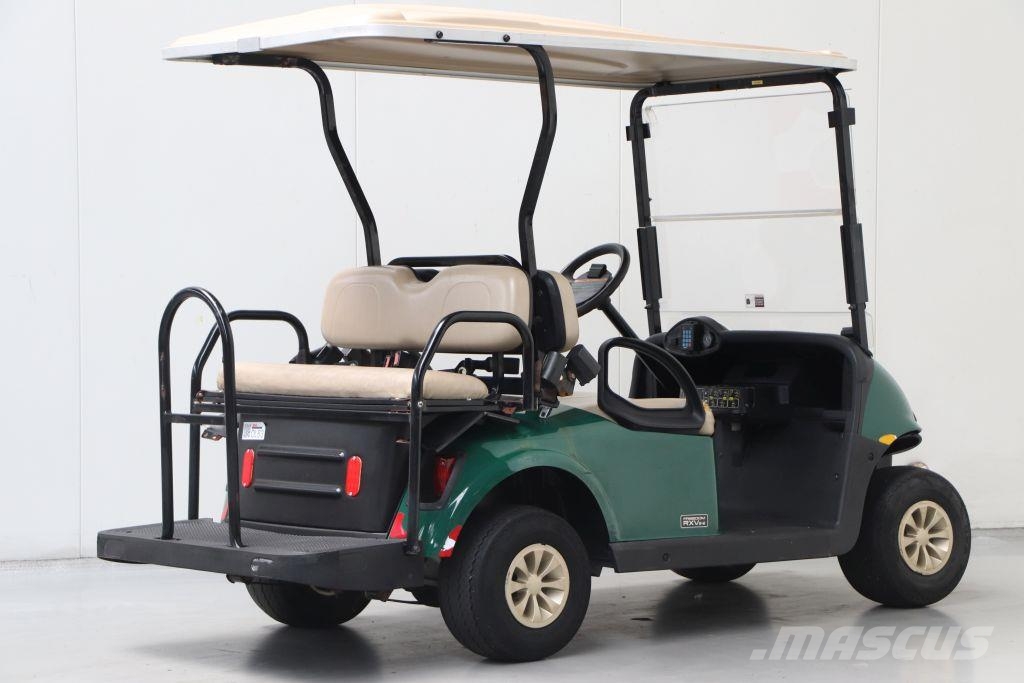 E-Z-GO RXV Shuttle 2+2 عربات الجولف