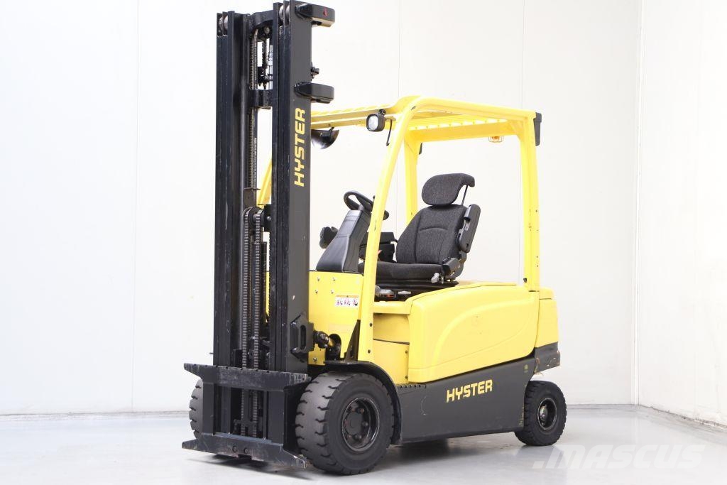 Hyster J3.0XN شاحنات ذات رافعات شوكية تعمل بالكهرباء