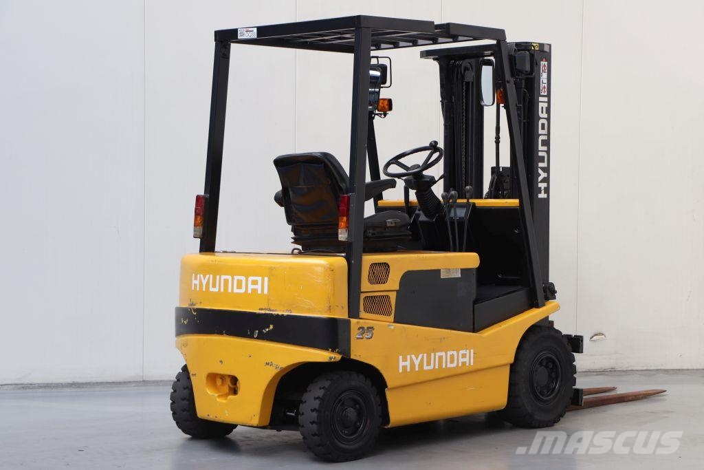 Hyundai HBF25-II شاحنات ذات رافعات شوكية تعمل بالكهرباء