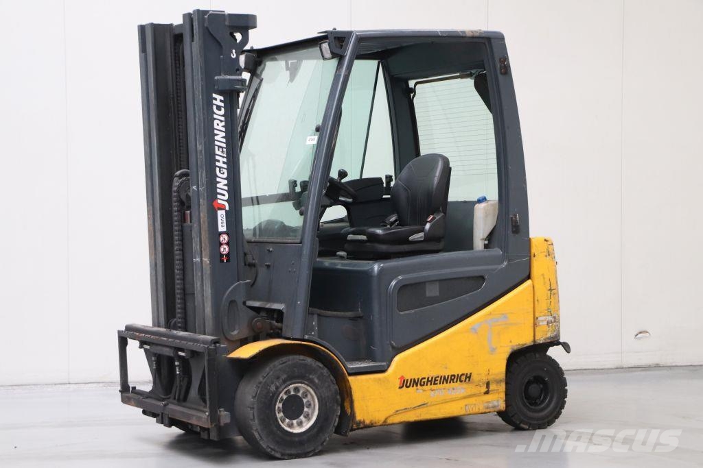 Jungheinrich EFG425K Chariots élévateurs électriques