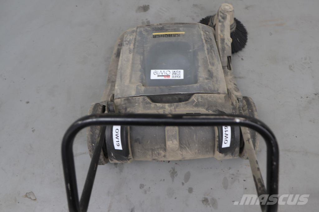 Kärcher KM70/15 C Sweepers