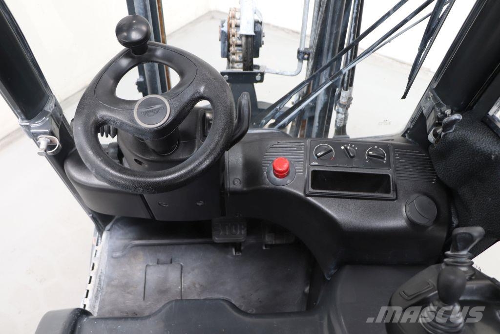Linde E16P-02 Elektriskie autoiekrāvēji