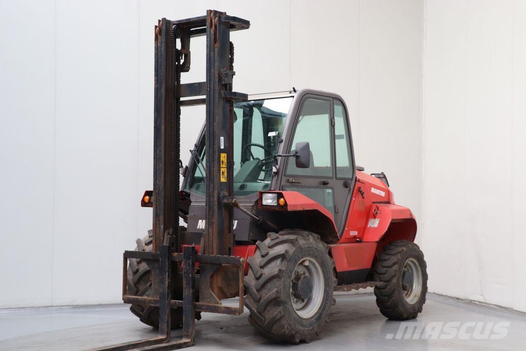 Manitou M30-4 Vanterenski viljuškar