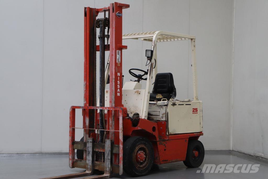 Nissan UB02L25U Electric forklifts