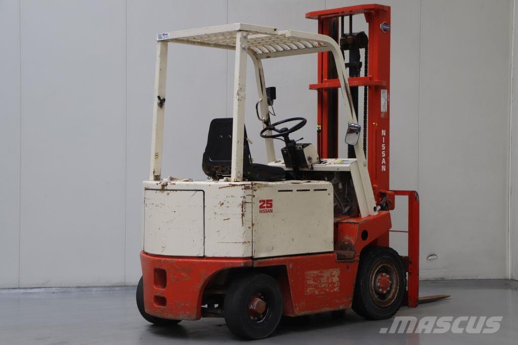 Nissan UB02L25U Electric forklifts