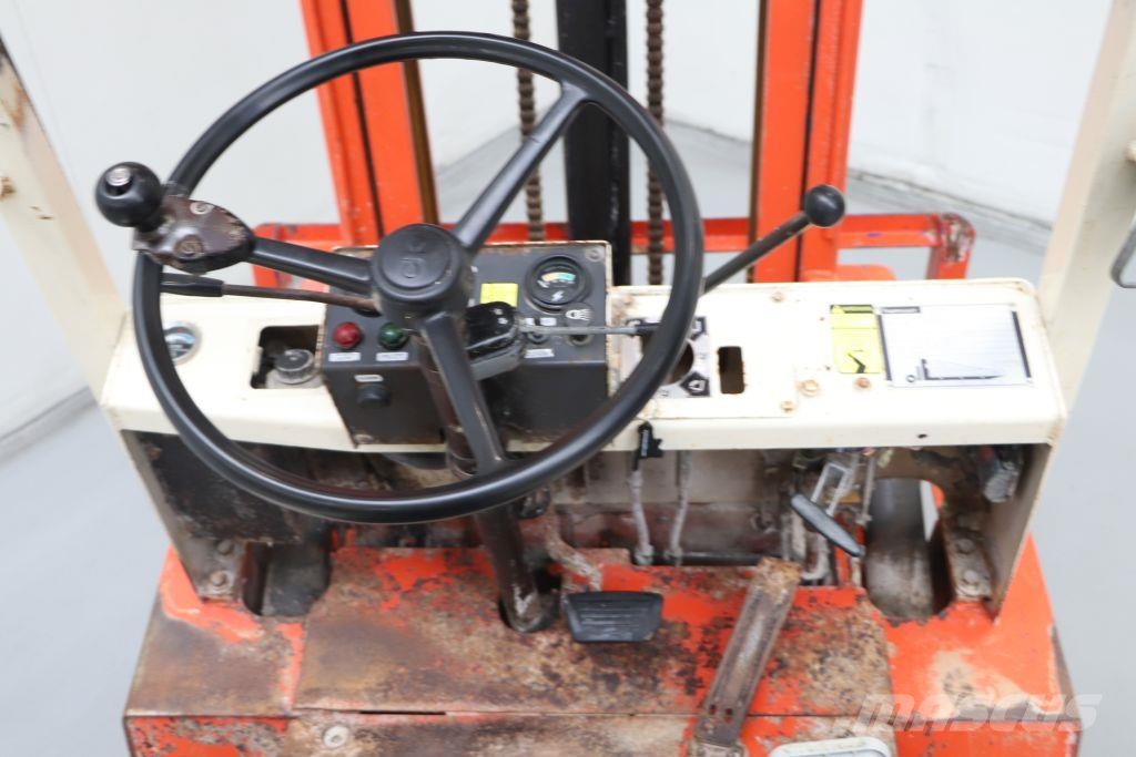 Nissan UB02L25U Electric forklifts