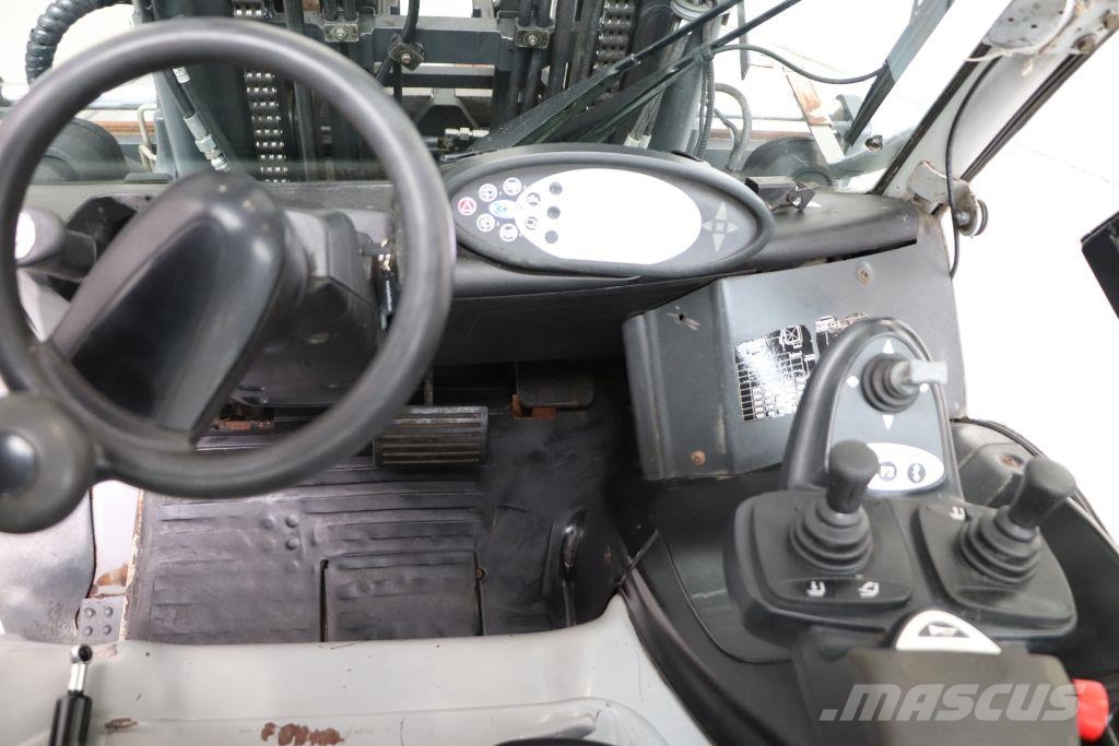 Still RX60-40 Elektriniai šakiniai krautuvai