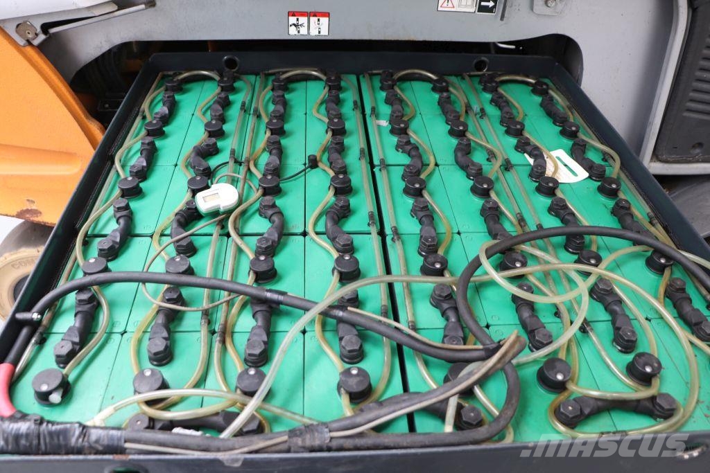Still RX60-40 Elektriniai šakiniai krautuvai