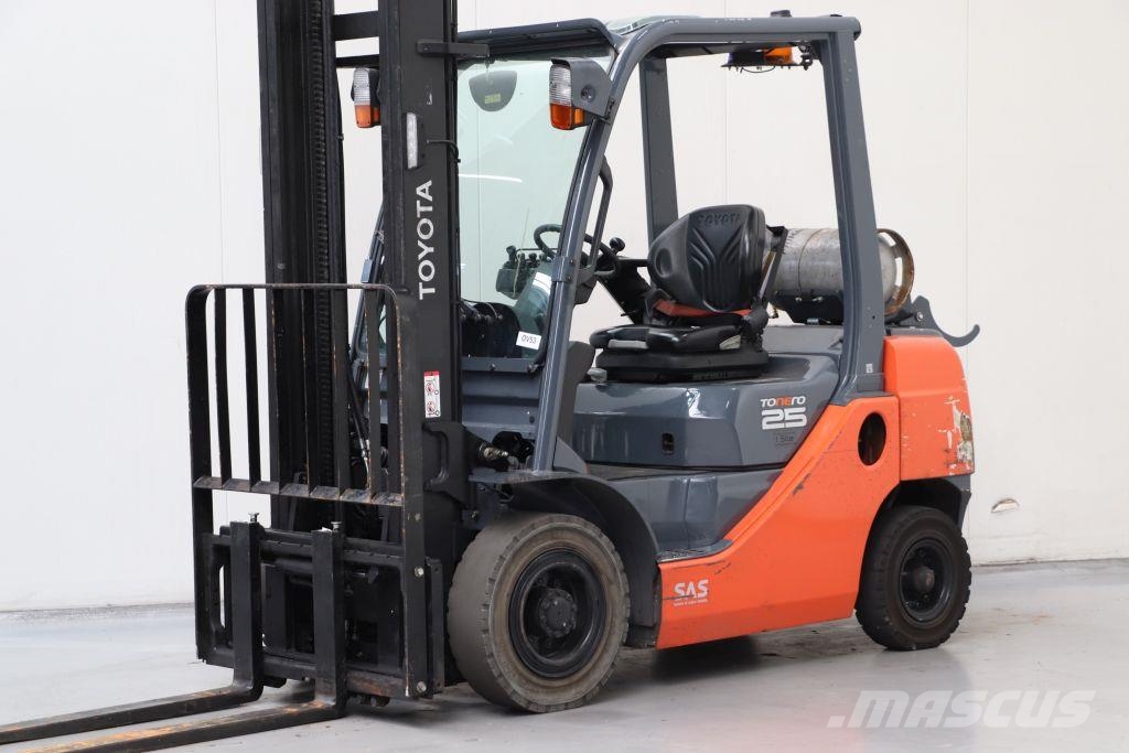 Toyota 02-8FGF25 LPG 지게차