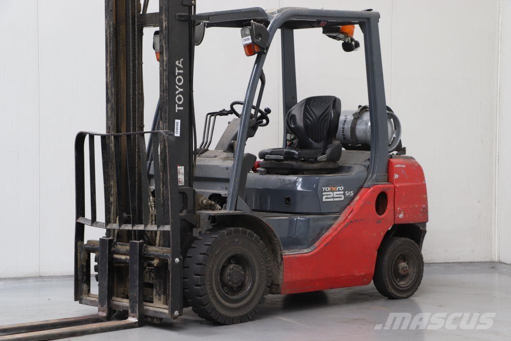 Toyota 02-8FGF25 Carrelli elevatori GPL