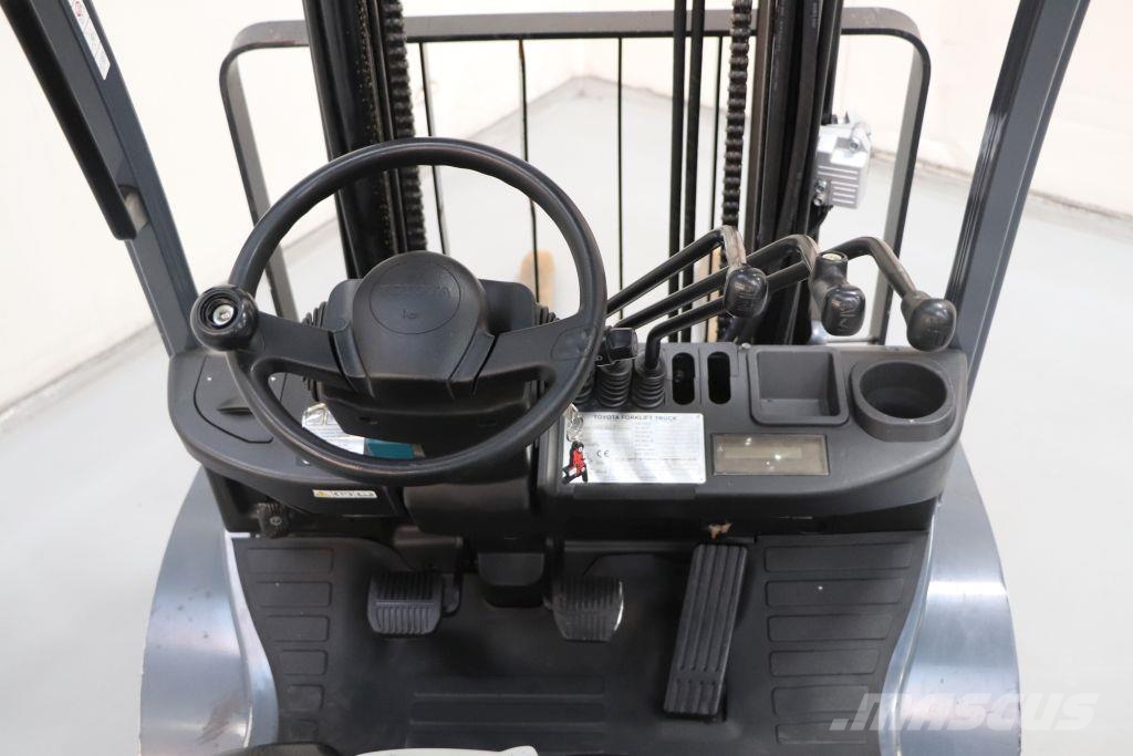 Toyota 02-8FGF25 Propan trucker