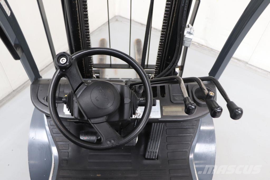 Toyota 02-8FGF25 Stivuitor GPL