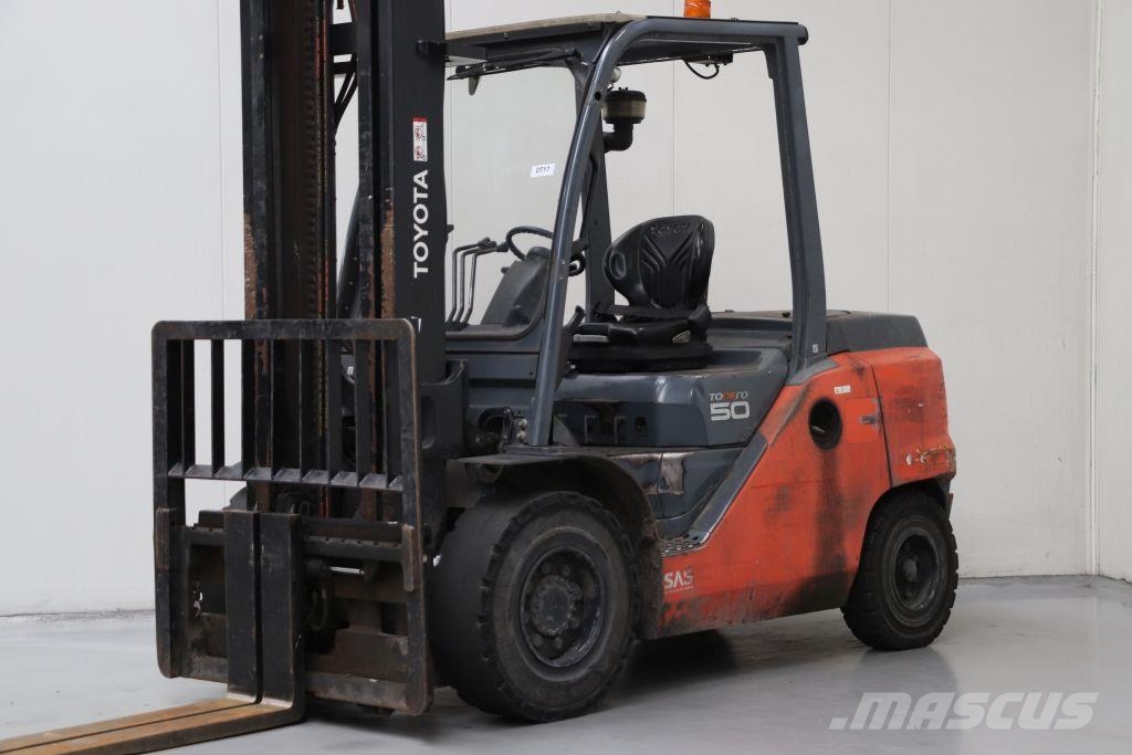 Toyota 40-8FD45N Dīzeļa autoiekrāvēji