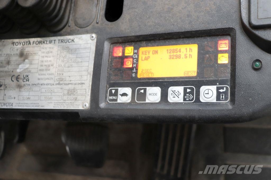 Toyota 40-8FD45N Dīzeļa autoiekrāvēji