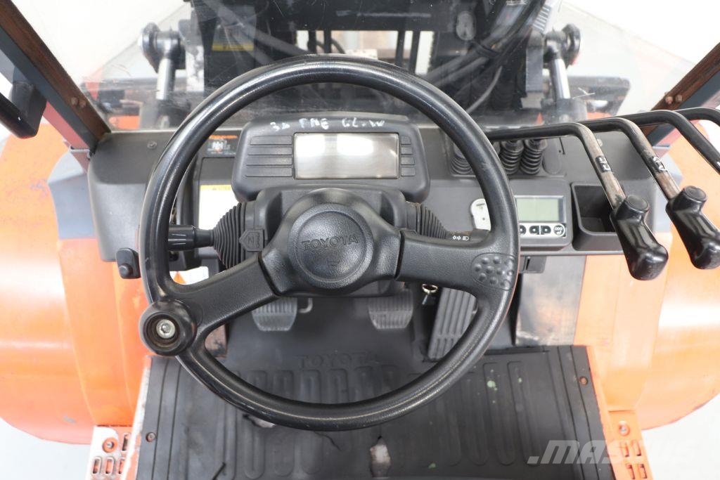 Toyota 42-7FD45 شاحنات الديزل