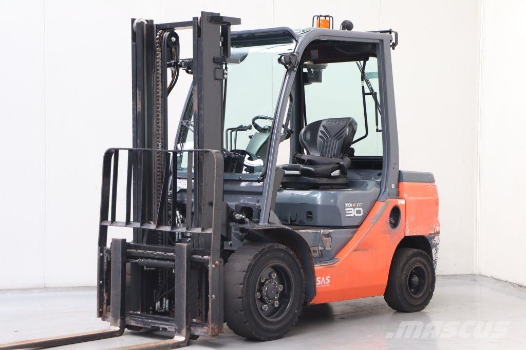 Toyota 52-8FDF30 Diesel heftrucks
