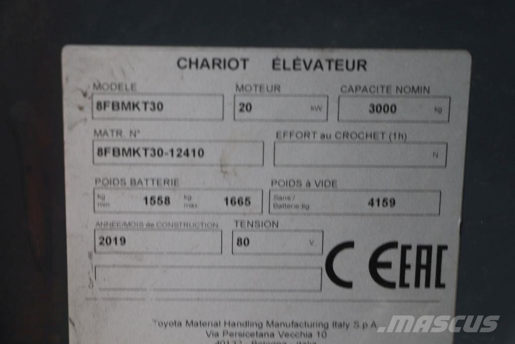 Toyota 8FBMKT30 شاحنات ذات رافعات شوكية تعمل بالكهرباء