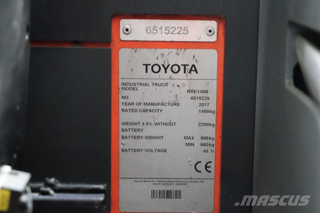 Toyota RRE140B 리치 트럭