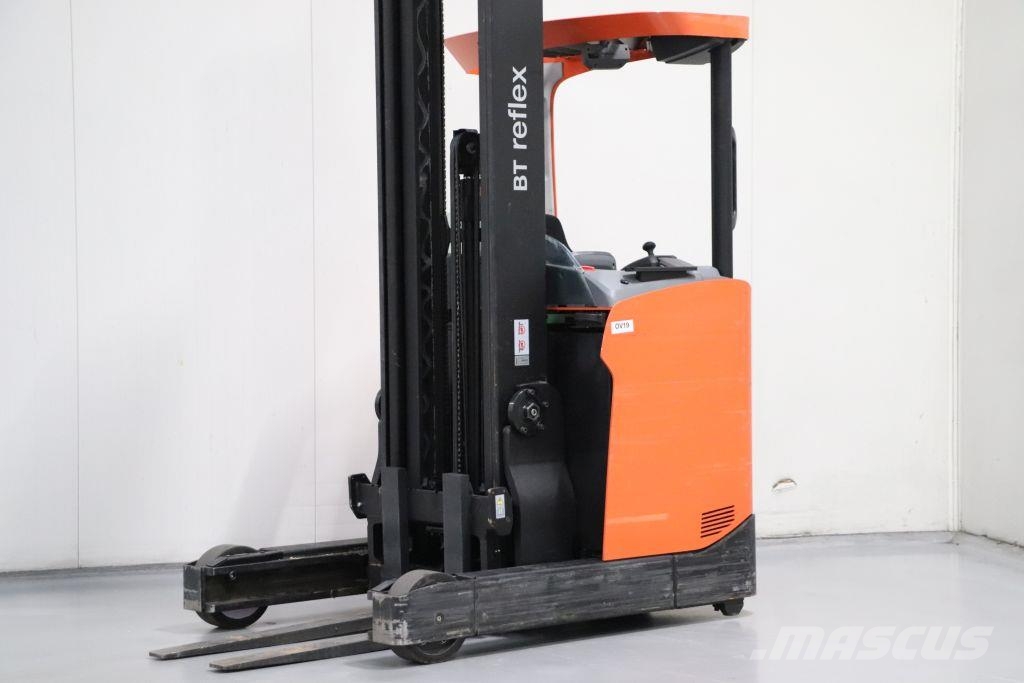 Toyota RRE160H Schubmaststapler
