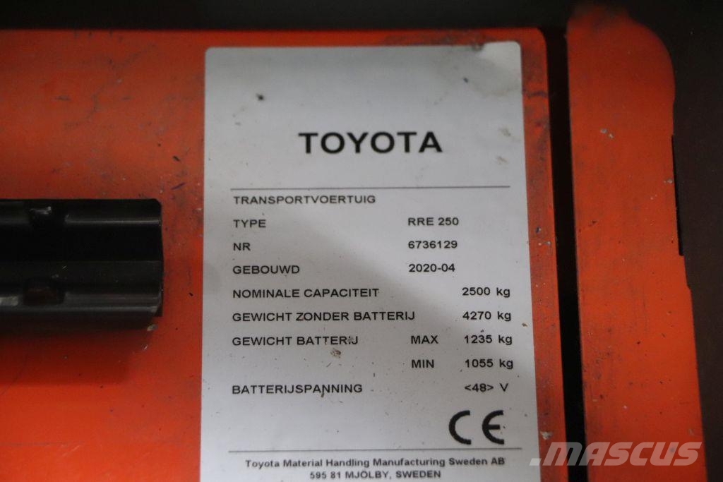 Toyota RRE250 Schubmaststapler