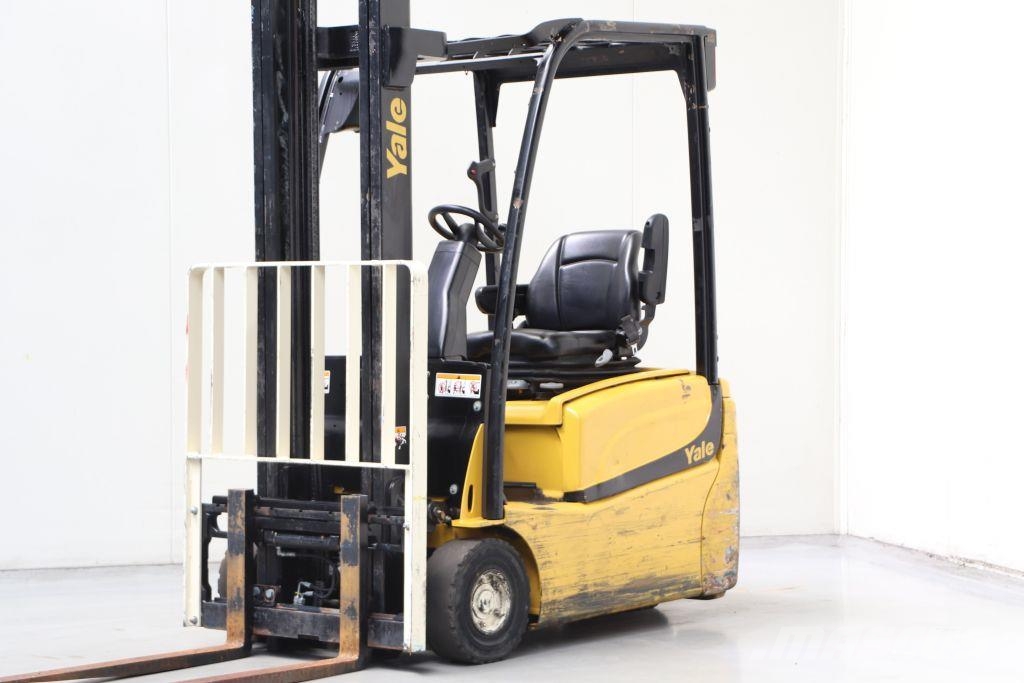 Yale ERP16VT شاحنات ذات رافعات شوكية تعمل بالكهرباء