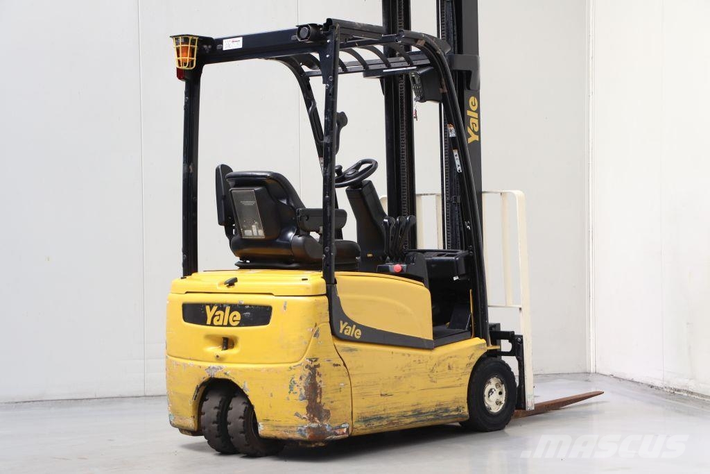 Yale ERP16VT شاحنات ذات رافعات شوكية تعمل بالكهرباء