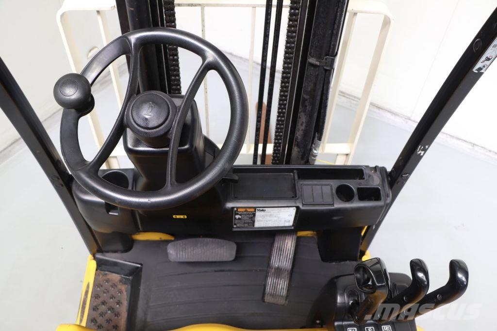 Yale ERP16VT شاحنات ذات رافعات شوكية تعمل بالكهرباء