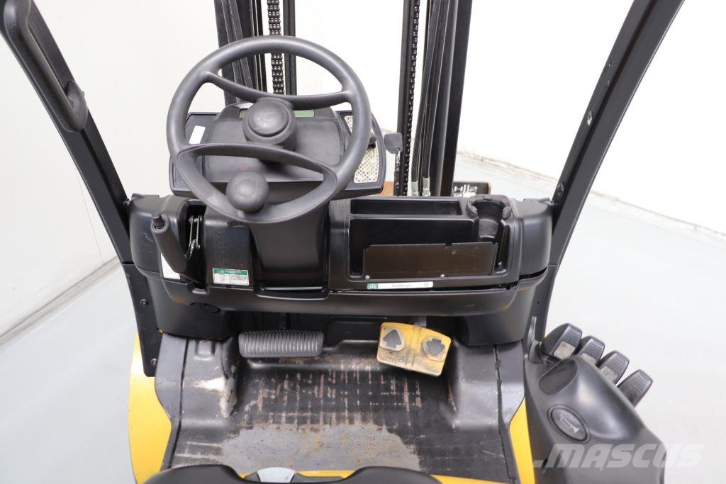 Yale GLP35VX شاحنات LPG