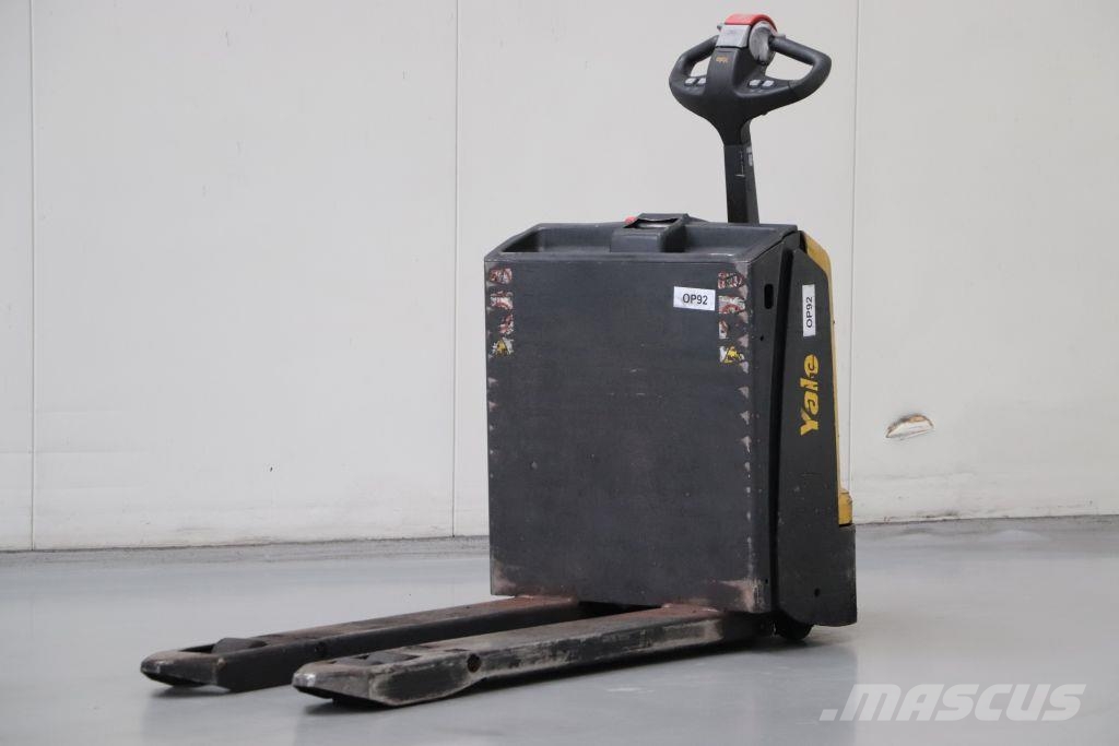 Yale MP16 معدات الرفع منخفض المستوى