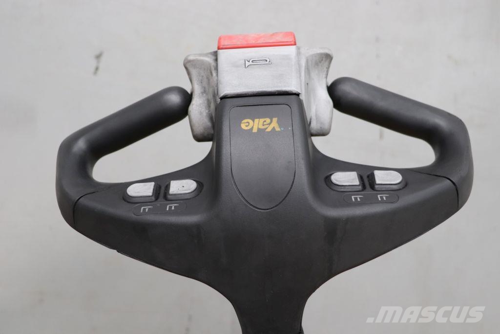 Yale MP16 معدات الرفع منخفض المستوى