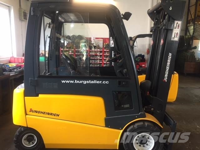 Jungheinrich EFG 430 Elektriskie autoiekrāvēji
