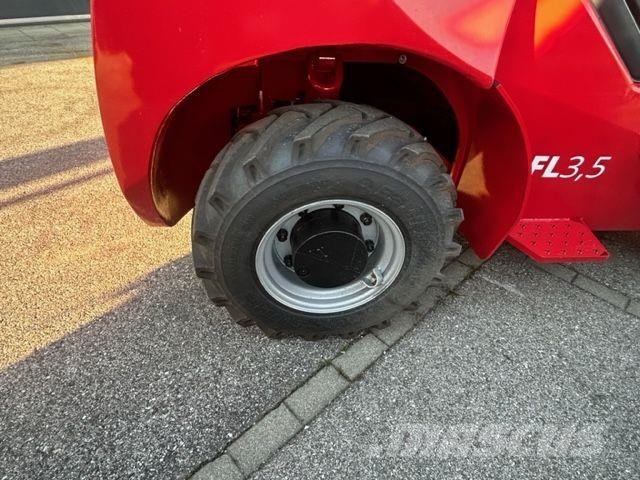 Magni FL 3,5 Terenski viličar